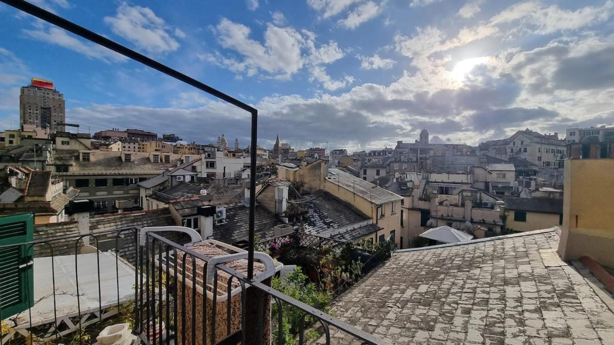 Apartment La Mansarda Al Porto Di Genua
